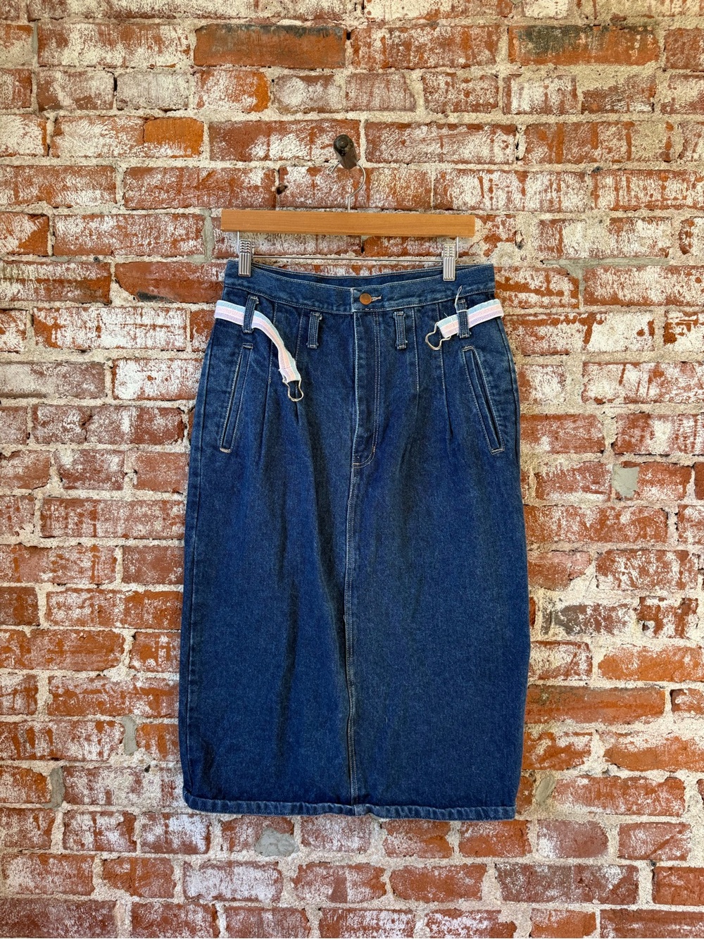 Classic Dark Blue Denim Midi Skirt with Striped Belt